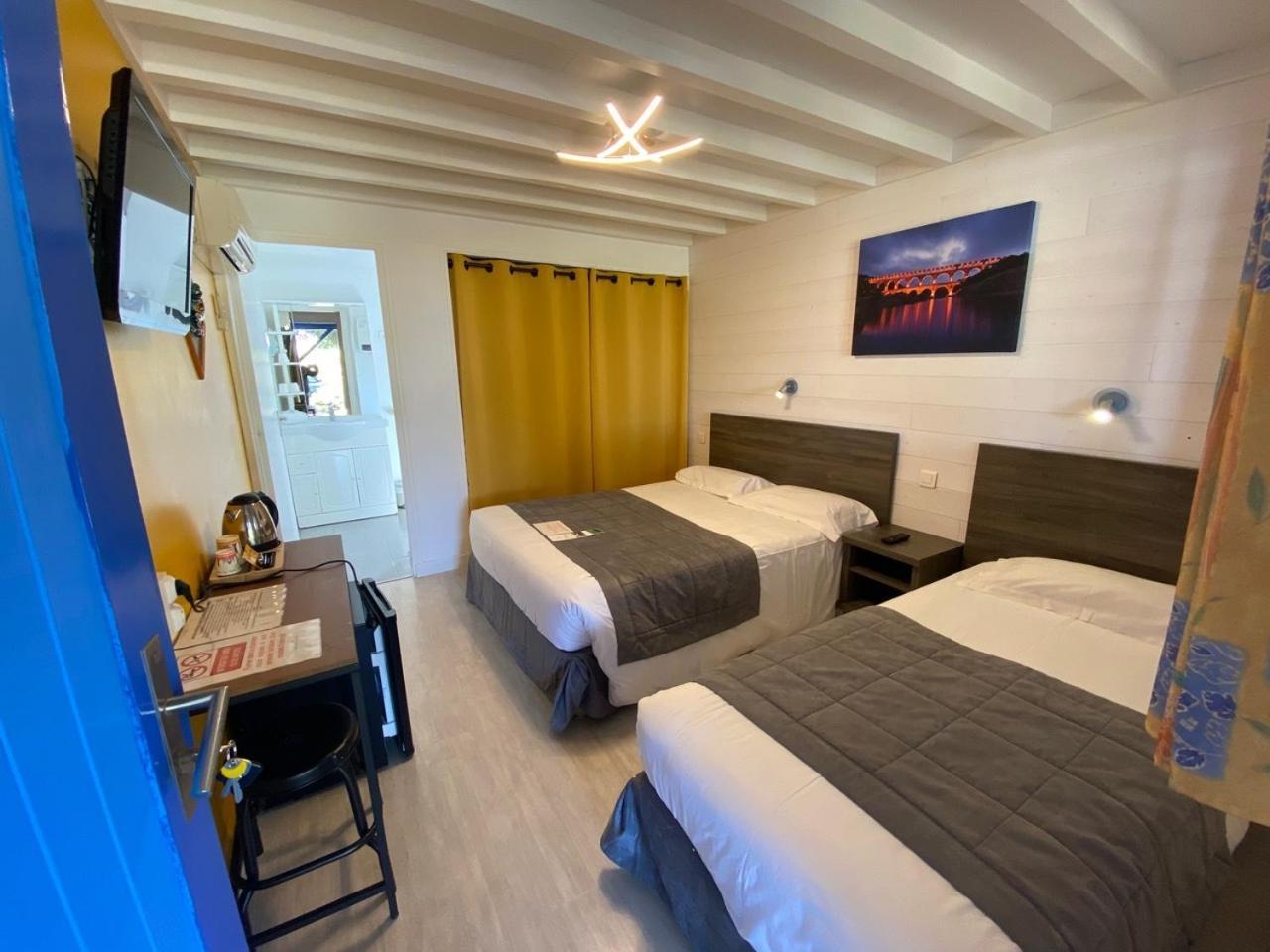 Hotel Des 4 Vents "Esprit Camargue" Aigues-Mortes Quarto foto